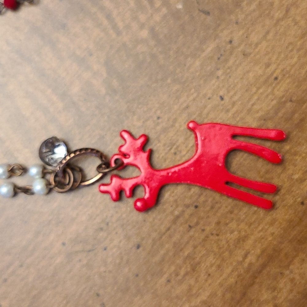 Rudolph Reindeer Necklace - Picture 4 of 4